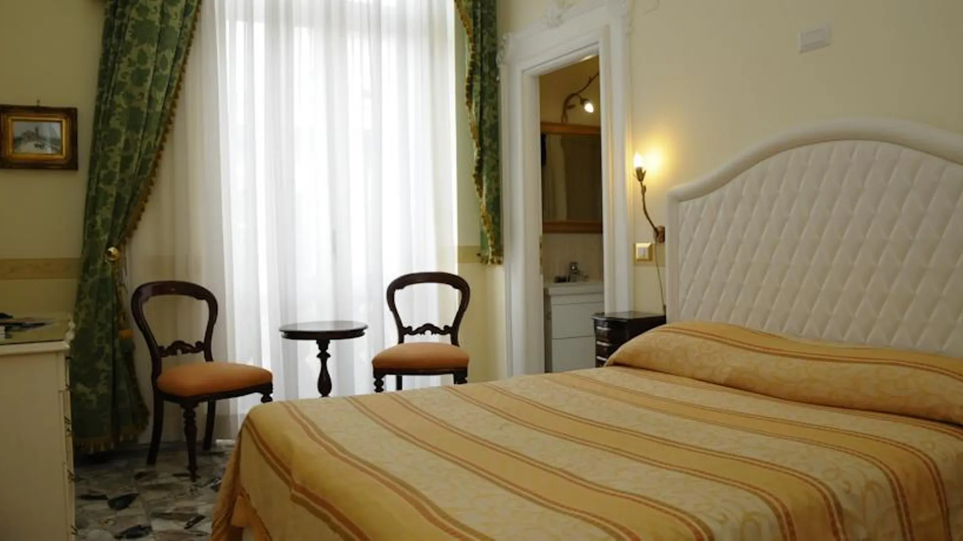 *** Panzió B&B Art Suite Santa Brigida Nápoly Olaszország