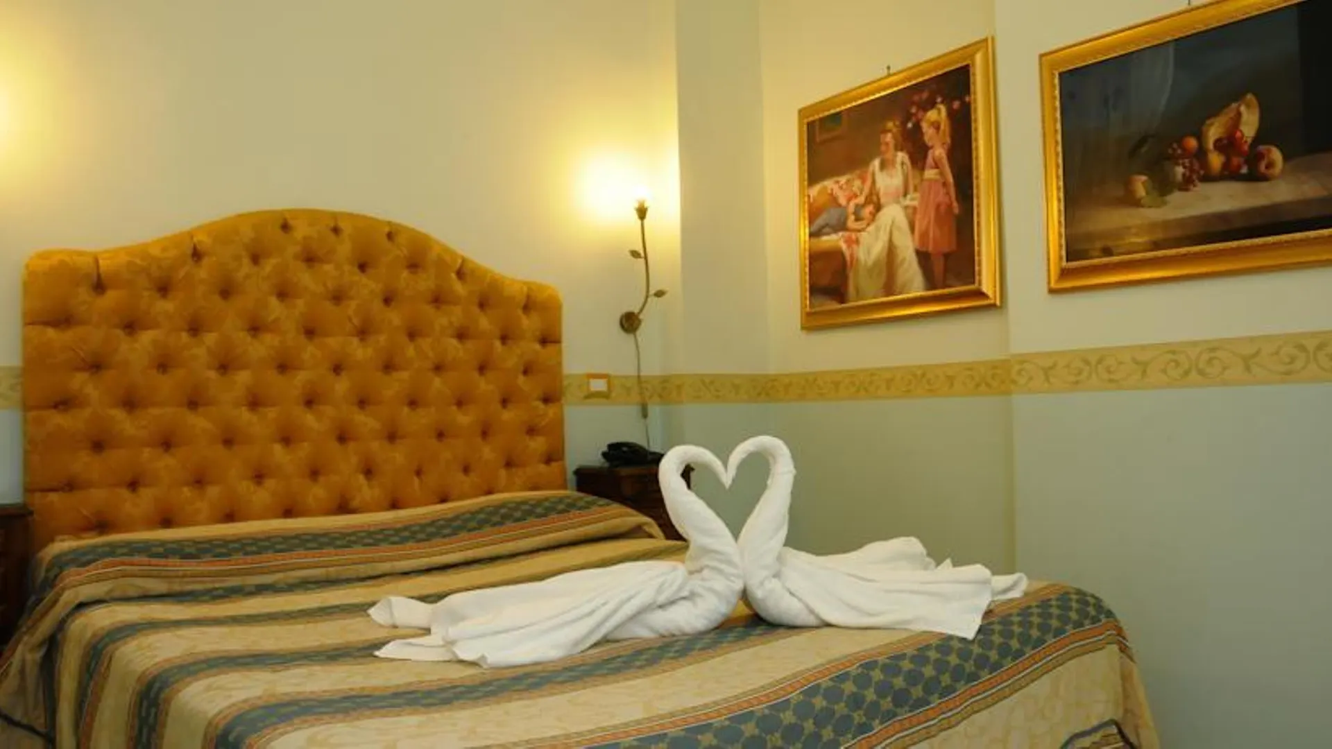 B&B Art Suite Santa Brigida Nápoly